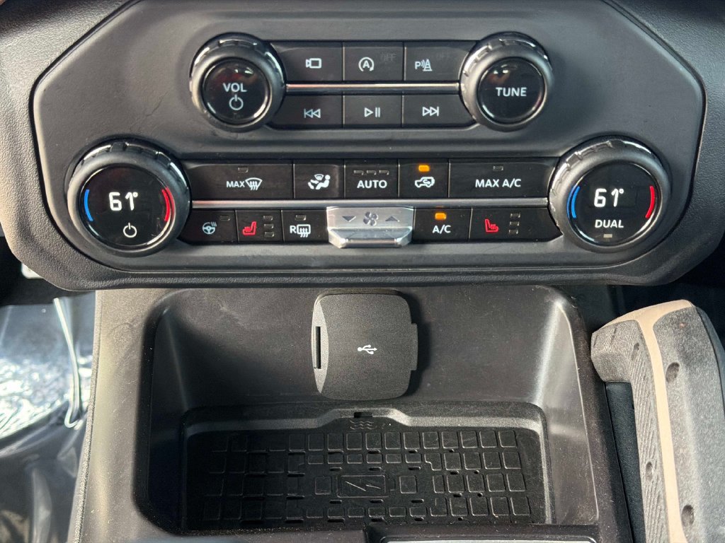 Used 2024 Ford Bronco Outer Banks AWD/4WD image 25