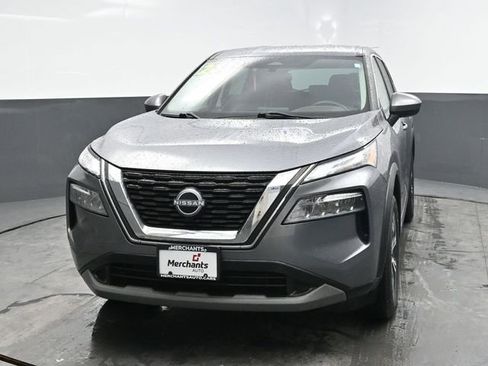 Used 2023 Nissan Rogue SV AWD/4WD image 2