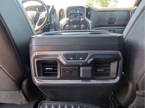 Used 2021 Chevrolet Silverado 1500 LTZ AWD/4WD image 23