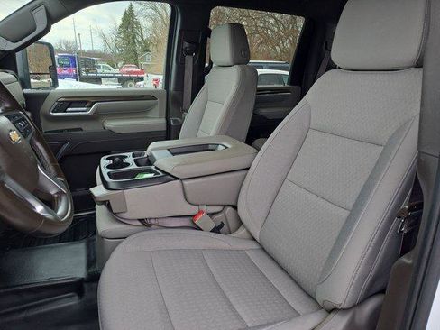Used 2024 Chevrolet Silverado 3500 LT w/ Convenience Package image 23