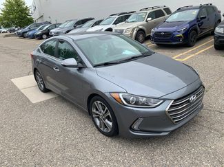 Used 2017 Hyundai Elantra Limited w/ Limited Tech Package 04 FWD video 2