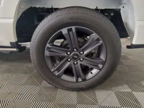 Used 2023 Ford F150 Lariat w/ Equipment Group 502A High image 10