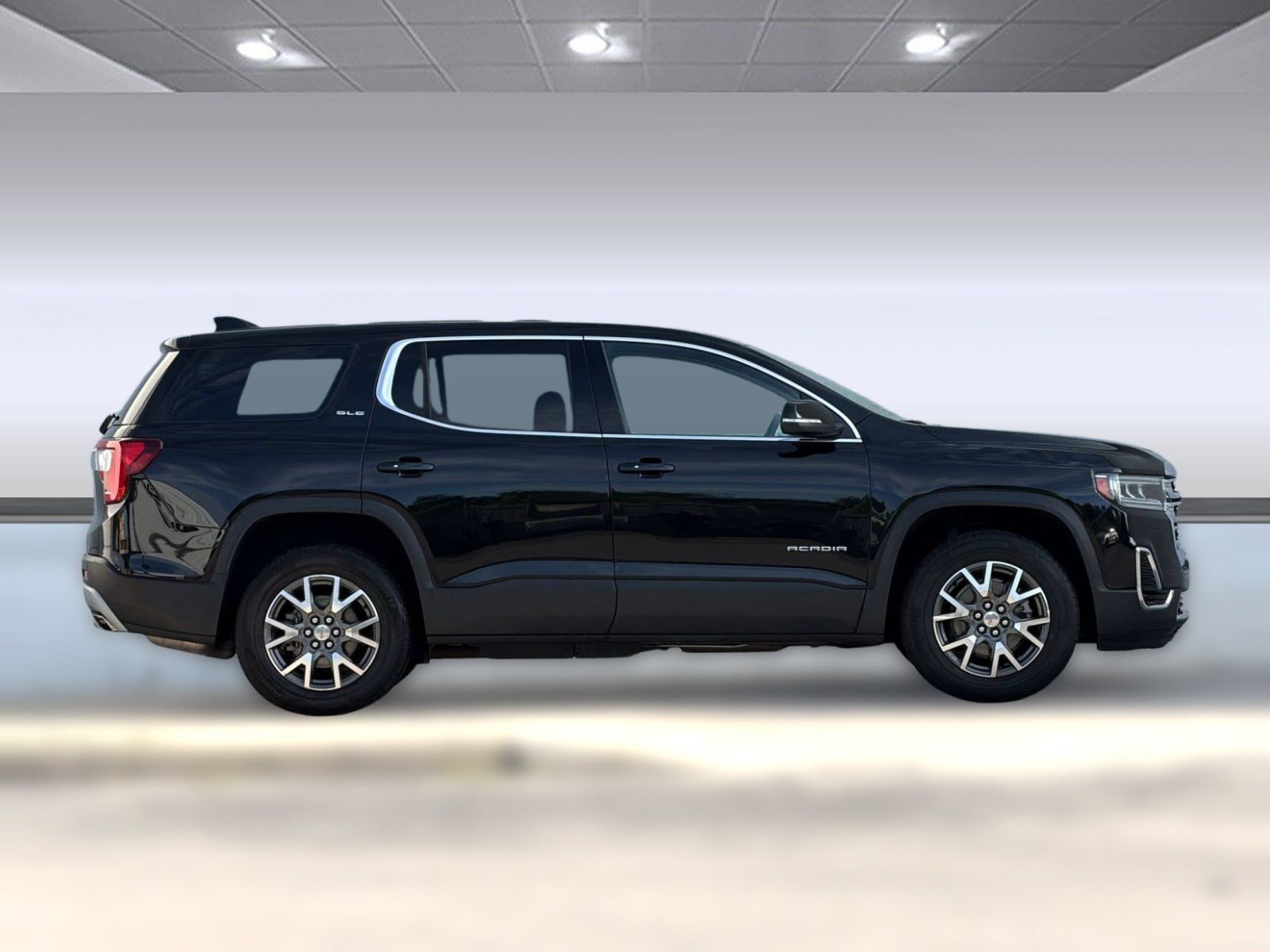 Used 2023 GMC Acadia SLE FWD image 8