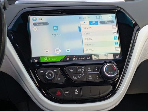 Used 2019 Chevrolet Bolt LT image 18