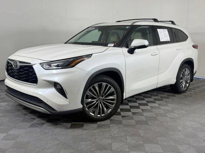 Used 2021 Toyota Highlander Platinum