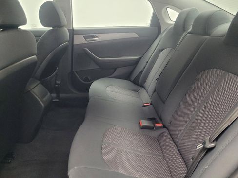 Used 2019 Hyundai Sonata SE image 18