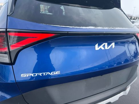 Used 2024 Kia Sportage EX image 51