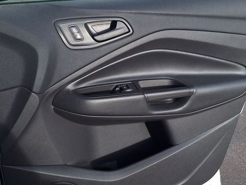 Used 2017 Ford Escape S image 25