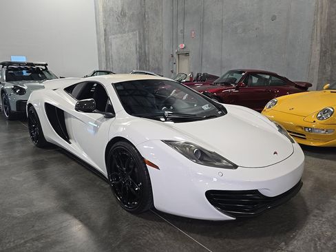 Used 2012 McLaren MP4-12C Coupe RWD image 7