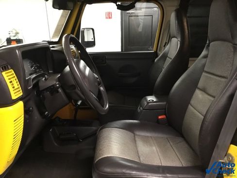 Used 2000 Jeep Wrangler Sport image 17