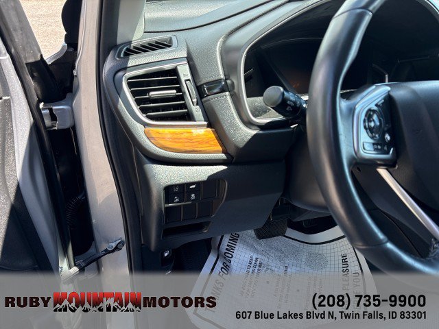 Used 2021 Honda CR-V Touring image 11