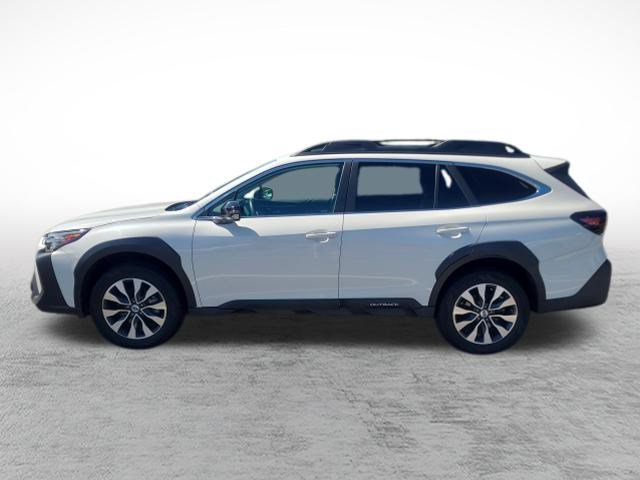 Used 2023 Subaru Outback Limited AWD/4WD image 8