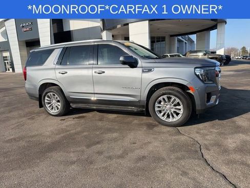 Used 2022 GMC Yukon SLT w/ SLT Premium Package image 17