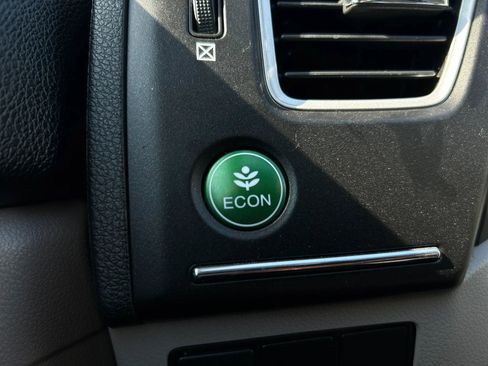 Used 2014 Honda Civic LX image 29