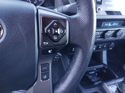 Used 2023 Toyota Tacoma TRD Off-Road image 34