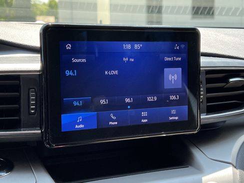 Used 2020 Ford Explorer XLT w/ Equipment Group 202A RWD image 25