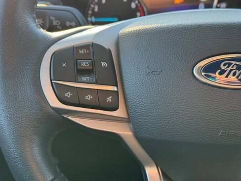 Used 2023 Ford Explorer XLT w/ Equipment Group 202A image 19