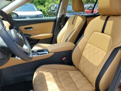 New 2025 Nissan Sentra SV w/ SV Premium Package image 5