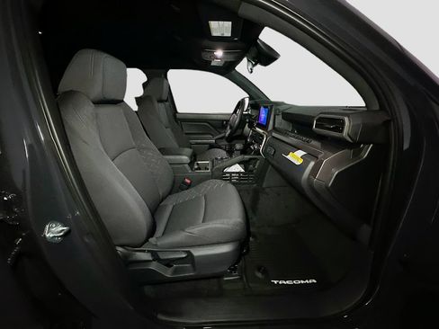 New 2026 Toyota Tacoma SR5 AWD/4WD image 31