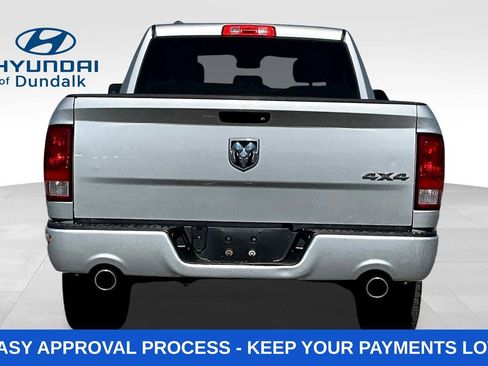 Used 2017 RAM 1500 Express AWD/4WD image 7