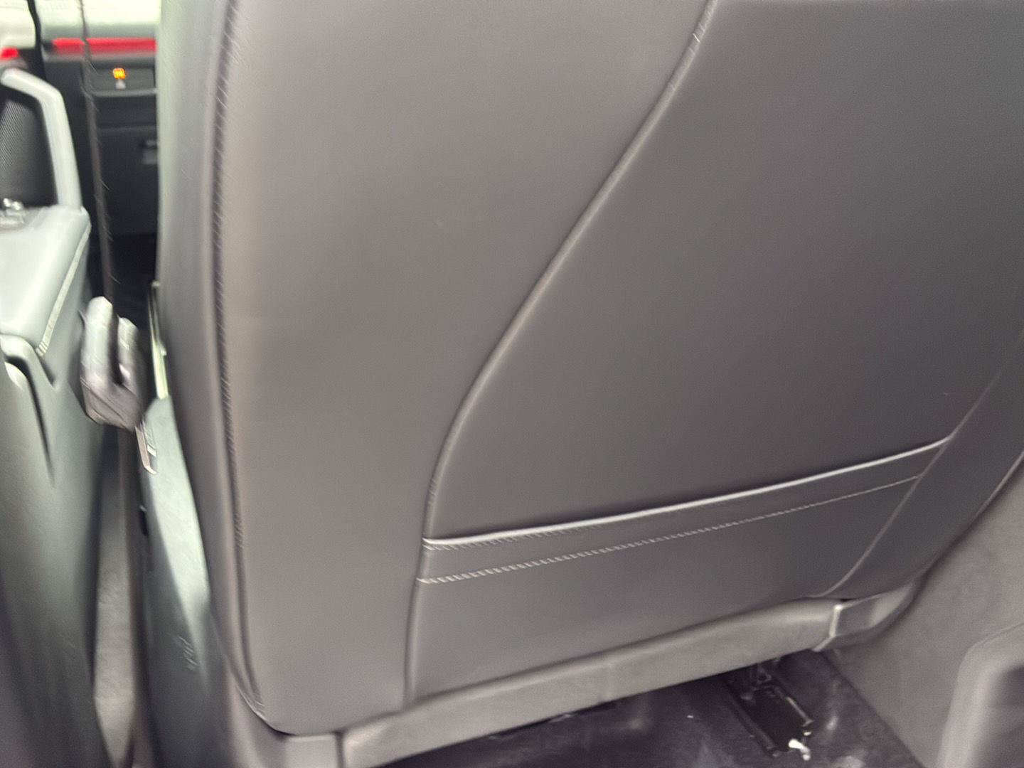 New 2026 Volkswagen Tiguan SE R-Line AWD/4WD image 28