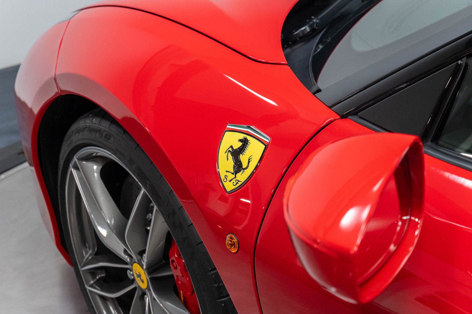 Used 2016 Ferrari 488 GTB RWD image 52