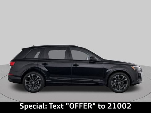 Certified 2025 Audi Q7 3.0T Prestige AWD/4WD image 4
