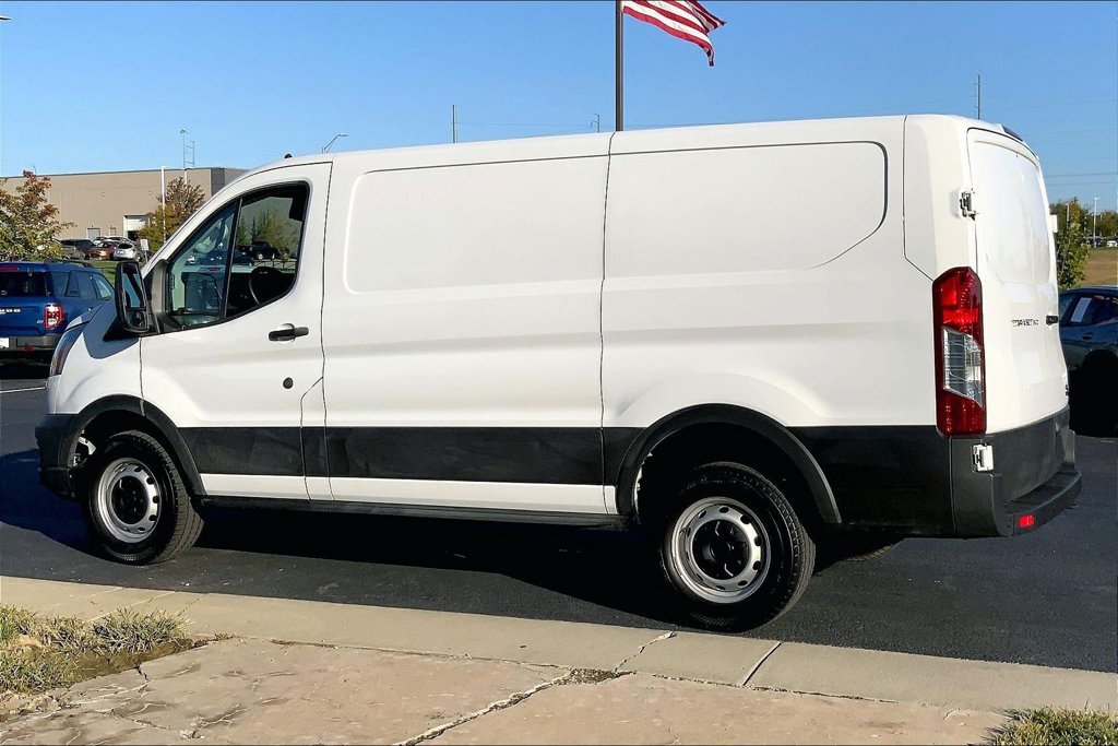 Used 2024 Ford Transit 250 Low Roof w/ Load Area Protection Package RWD image 2