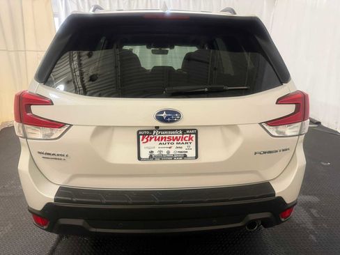 Used 2019 Subaru Forester Limited image 15