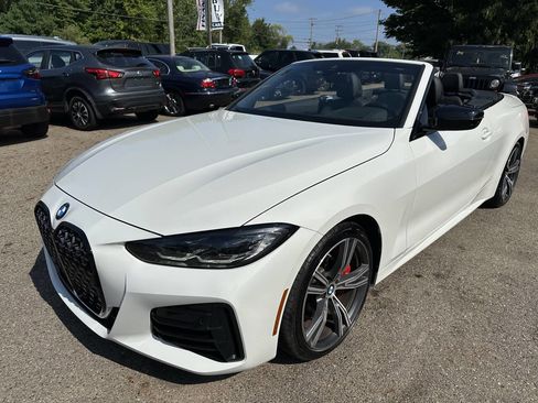 Used 2023 BMW 440i xDrive Convertible w/ Premium Package image 2