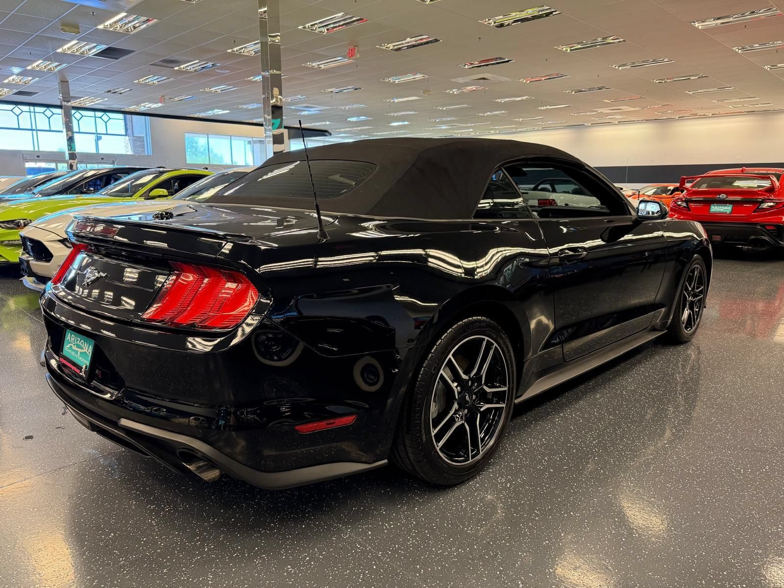 Used 2021 Ford Mustang Premium RWD image 4