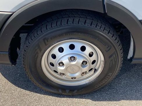 Used 2024 Ford Transit 250 148 Medium Roof Extended AWD w/ Load Area Protection Package image 17