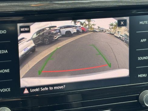 Used 2020 Volkswagen Passat 2.0T R-Line image 26