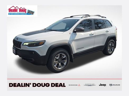 Used 2019 Jeep Cherokee Trailhawk AWD/4WD image 1