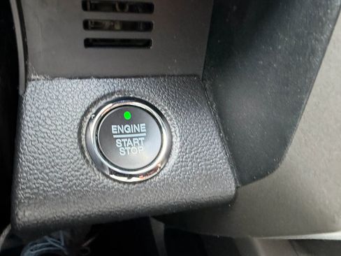 Used 2019 Ford Expedition Max XLT AWD/4WD image 39