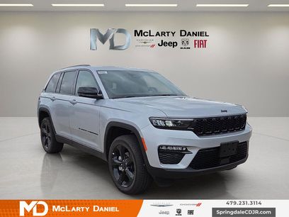 New 2025 Jeep Grand Cherokee Limited w/ Black Appearance Package