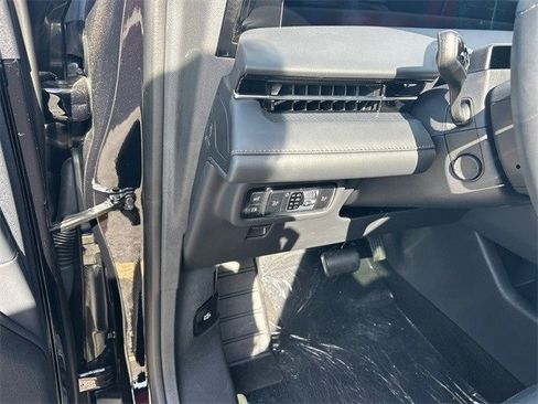 New 2025 Lincoln Nautilus Reserve w/ Jet Appearance Package image 19