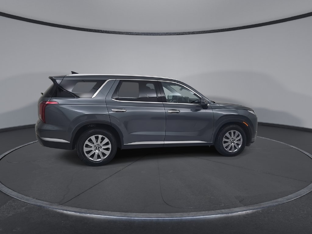 Used 2025 Hyundai Palisade SEL FWD image 18