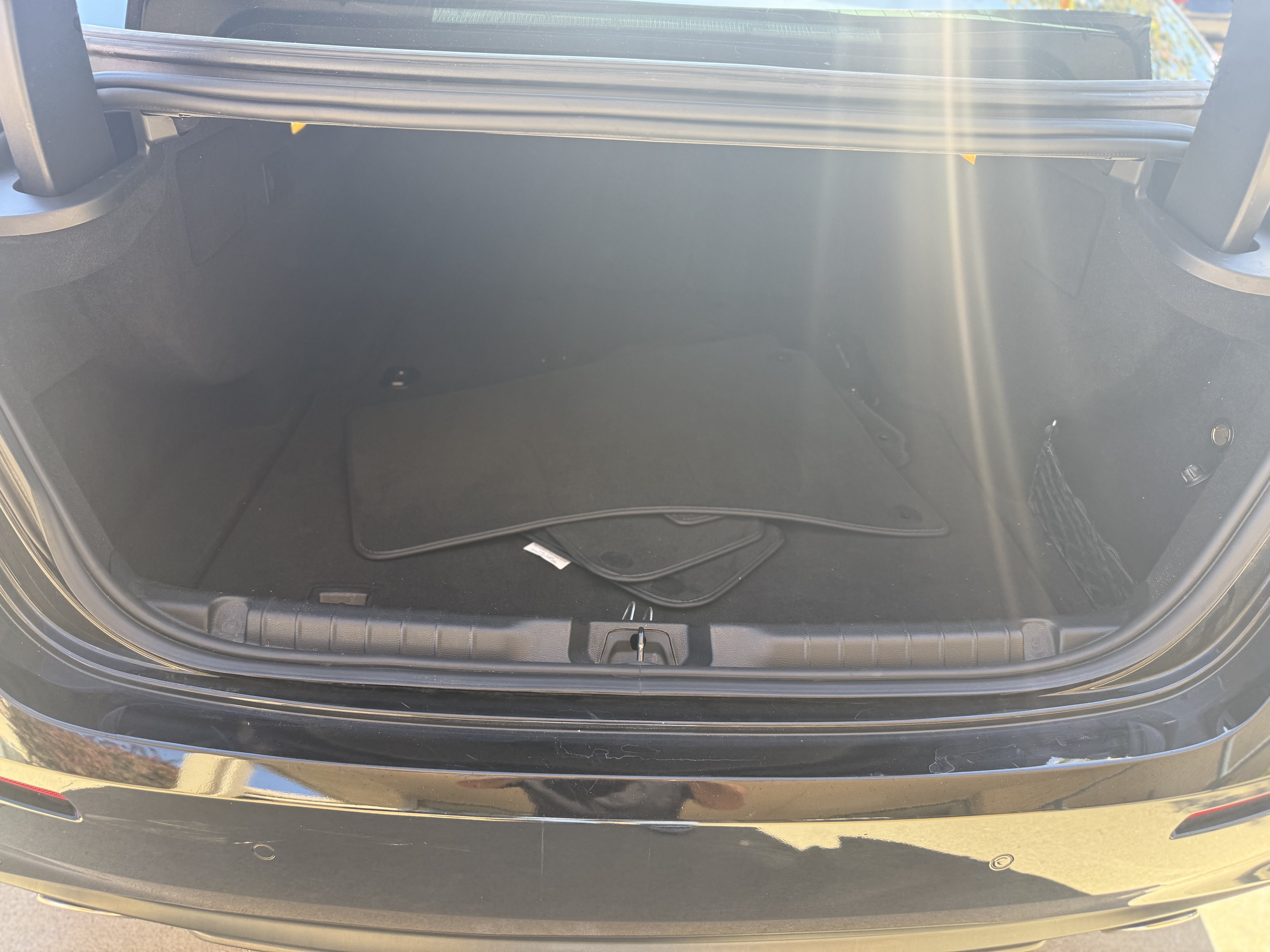 Used 2018 Maserati Ghibli RWD image 14