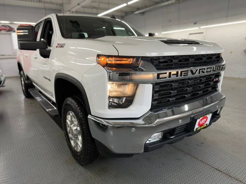 Used 2023 Chevrolet Silverado 2500 LT w/ Convenience Package AWD/4WD image 4