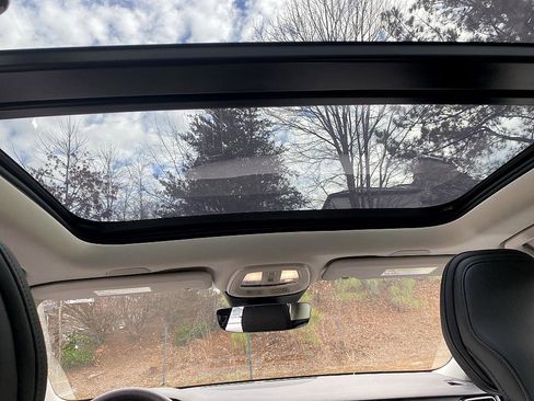 Used 2024 Volvo S60 B5 Core image 20