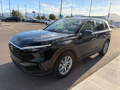 Used 2025 Honda CR-V EX-L image 3