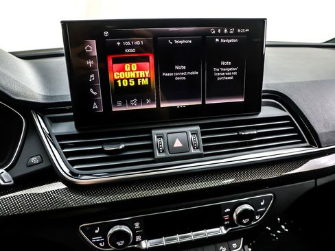 Used 2024 Audi SQ5 Premium Plus w/ Premium Plus Package image 21