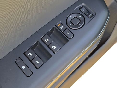New 2026 Kia K4 FWD image 16