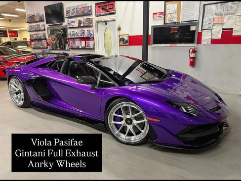 Used 2021 Lamborghini Aventador SVJ image 1