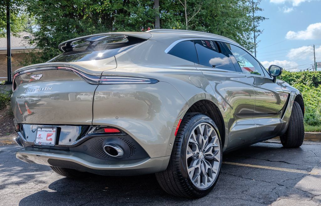 Used 2023 Aston Martin DBX AWD/4WD image 28