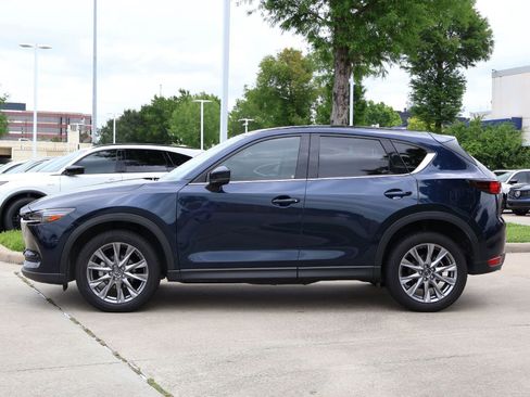 Used 2020 MAZDA CX-5 Grand Touring w/ GT Premium Package FWD image 3