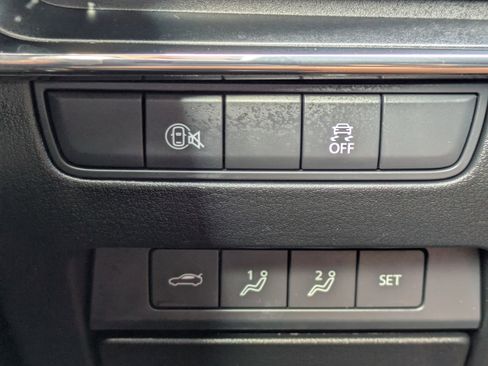 Used 2024 MAZDA MAZDA3 s image 29