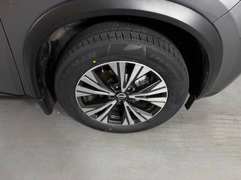 Used 2023 Nissan Rogue SV FWD image 10