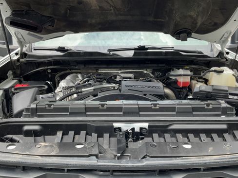 Certified 2024 Chevrolet Silverado 2500 LT AWD/4WD image 23